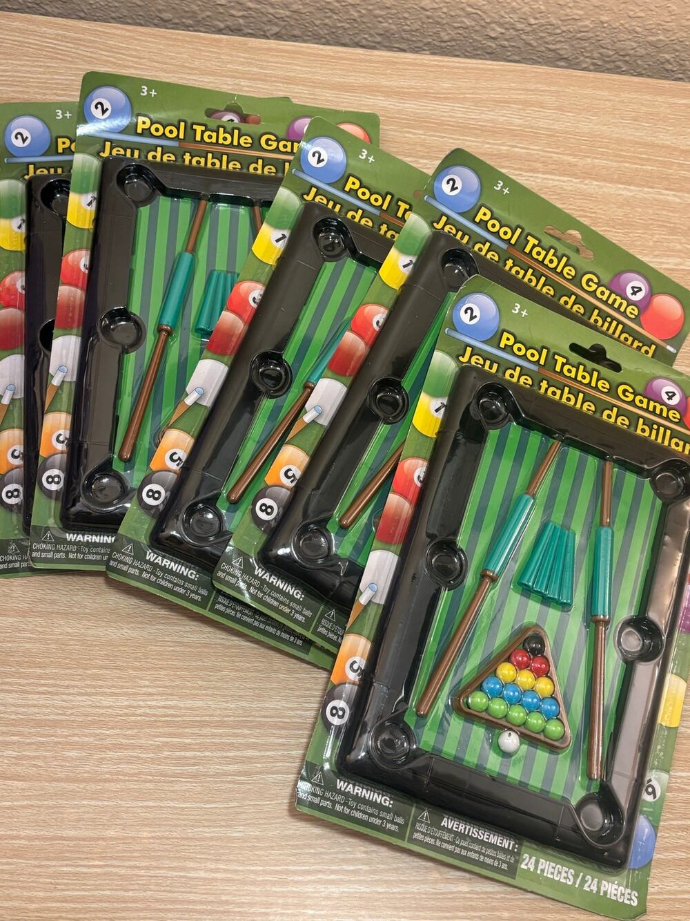 Set of 5 Mini Pool Table Game Set Cues Balls Triangle and Table with Legs 24pc